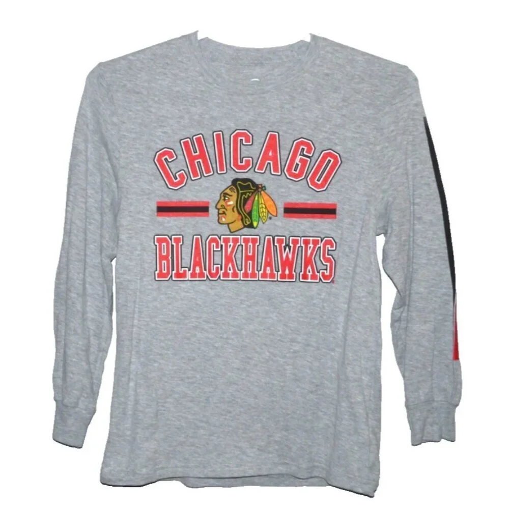 NHL Chicago Blackhawks gray long sleeve T Shirt YOUTH size M